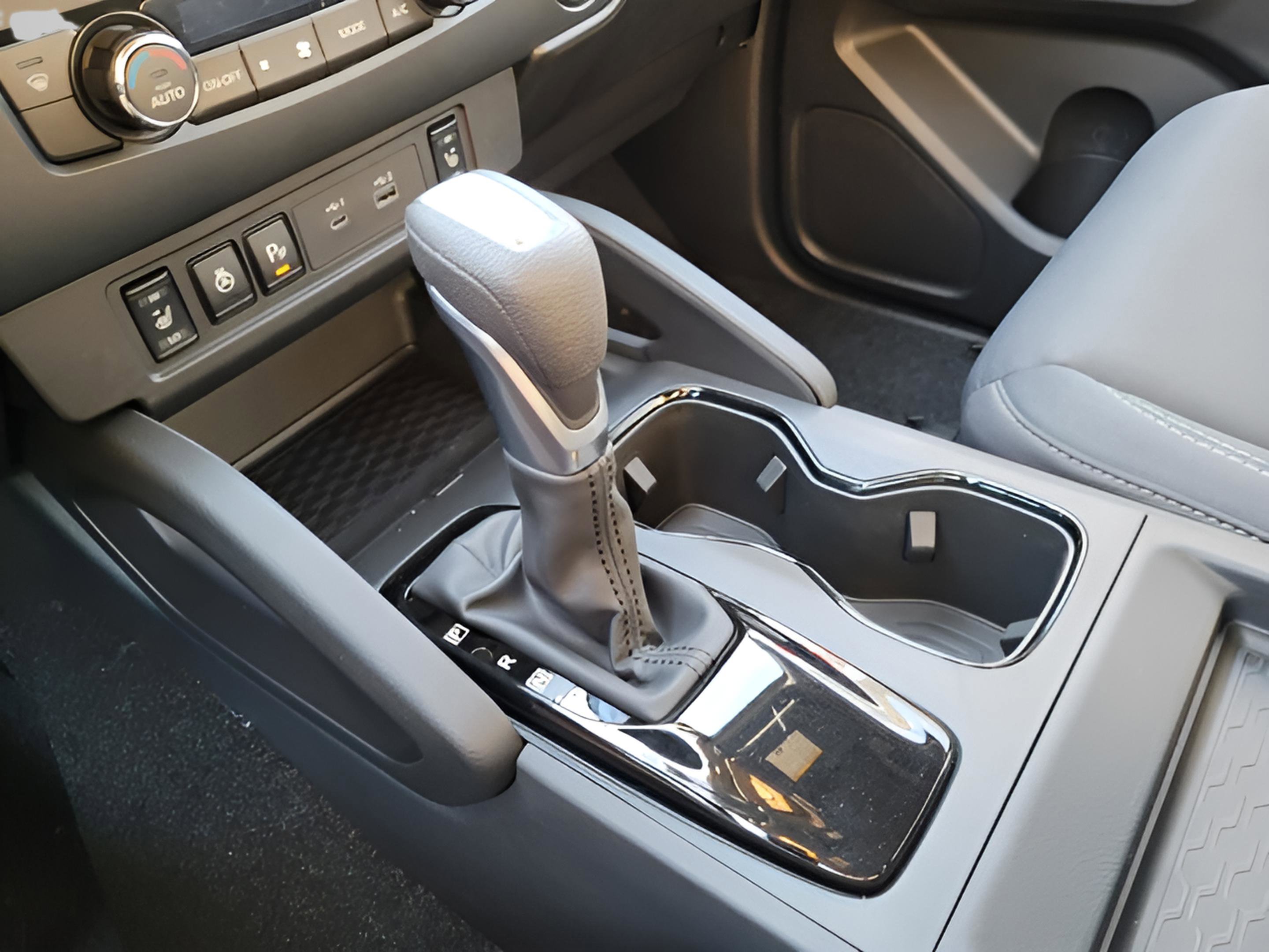 New 2026 Nissan Frontier SV image 22