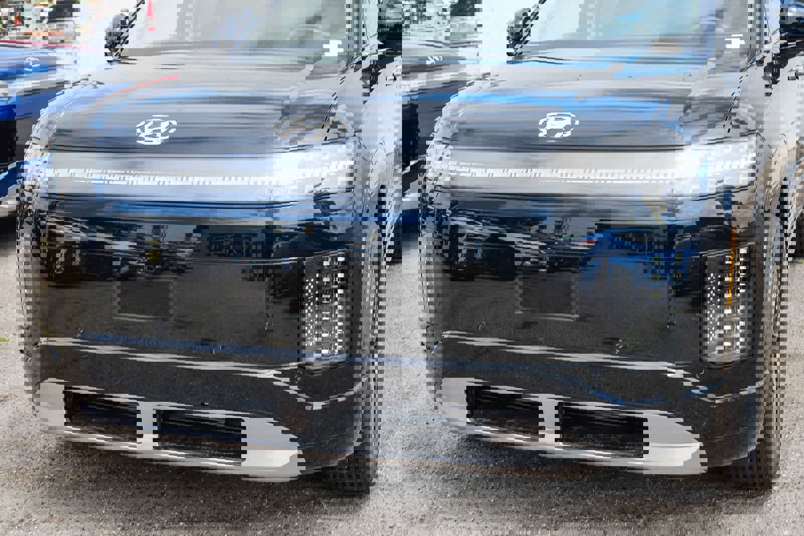 New 2026 Hyundai Ioniq 9 SEL image 8