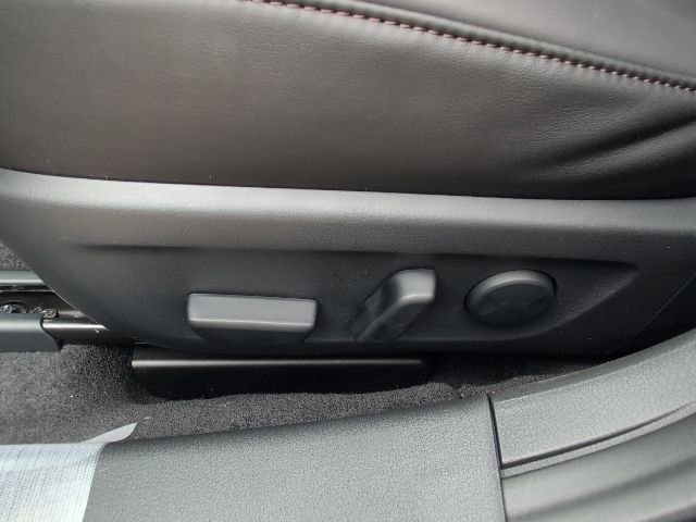 New 2026 MAZDA MAZDA3 Hatchback w/Premium Plus Pkg image 12