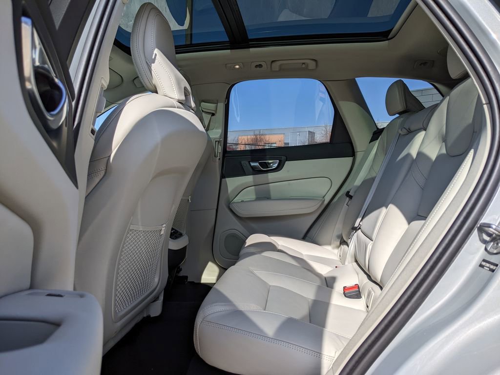 Certified 2026 Volvo XC60 B5 Ultra w/ Protection Package Premier image 23