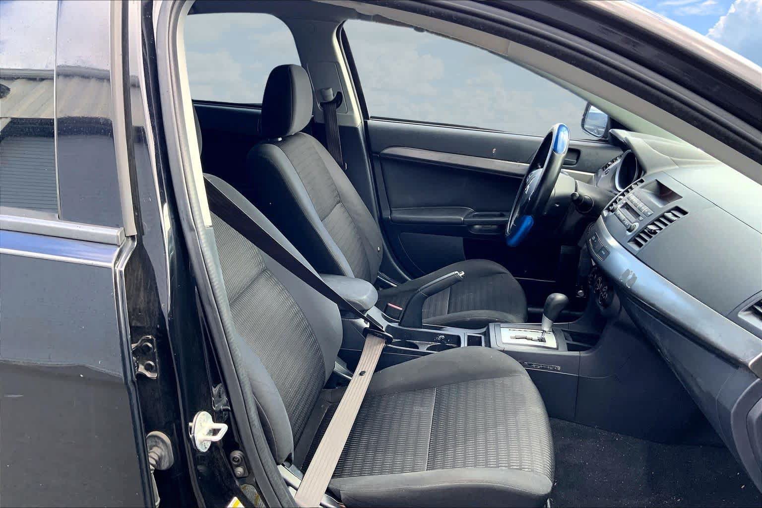 Used 2013 Mitsubishi Lancer ES FWD image 13