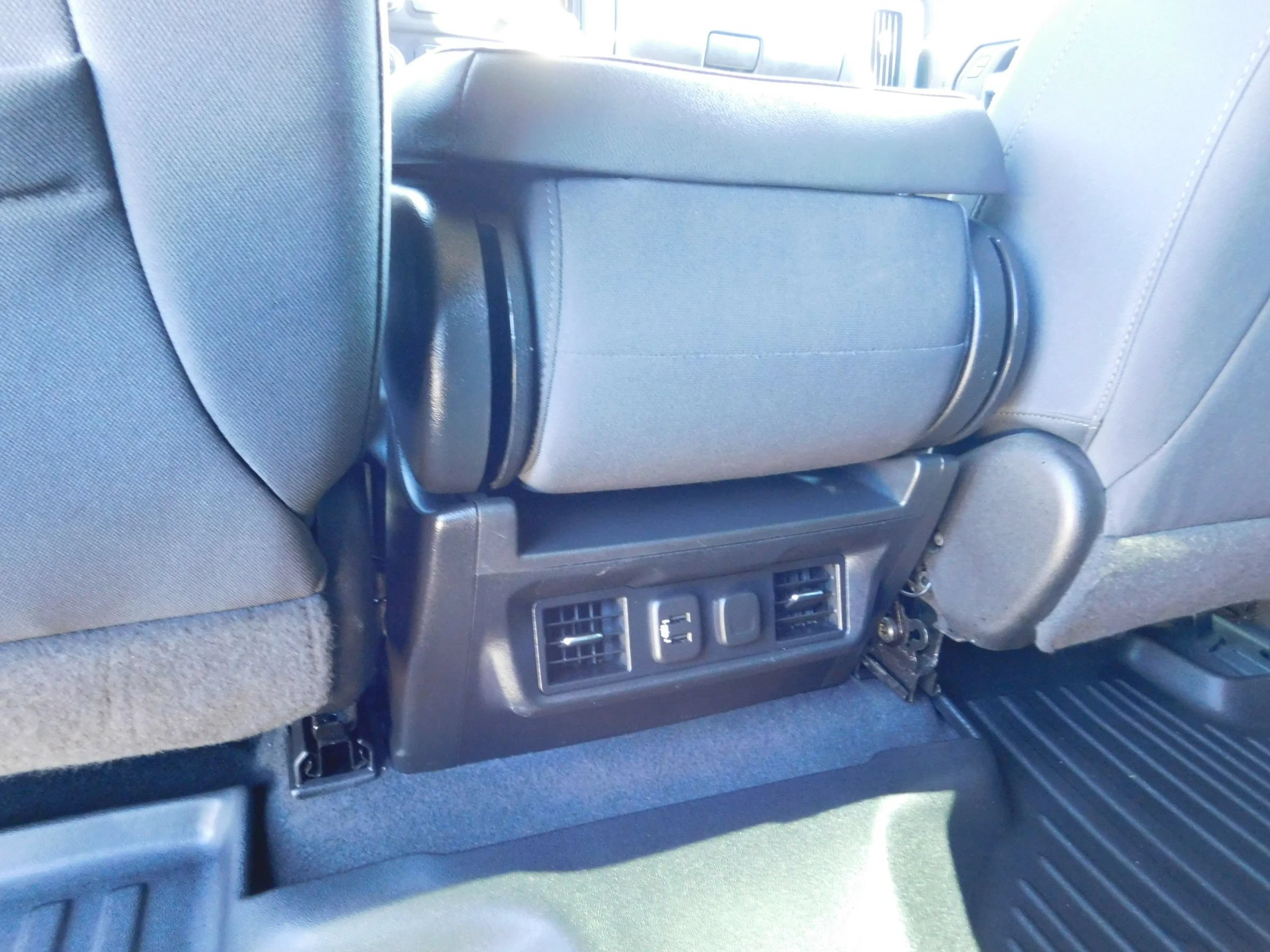 Used 2022 Chevrolet Silverado 1500 LT AWD/4WD image 15