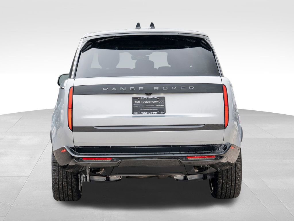 New 2025 Land Rover Range Rover SE image 5