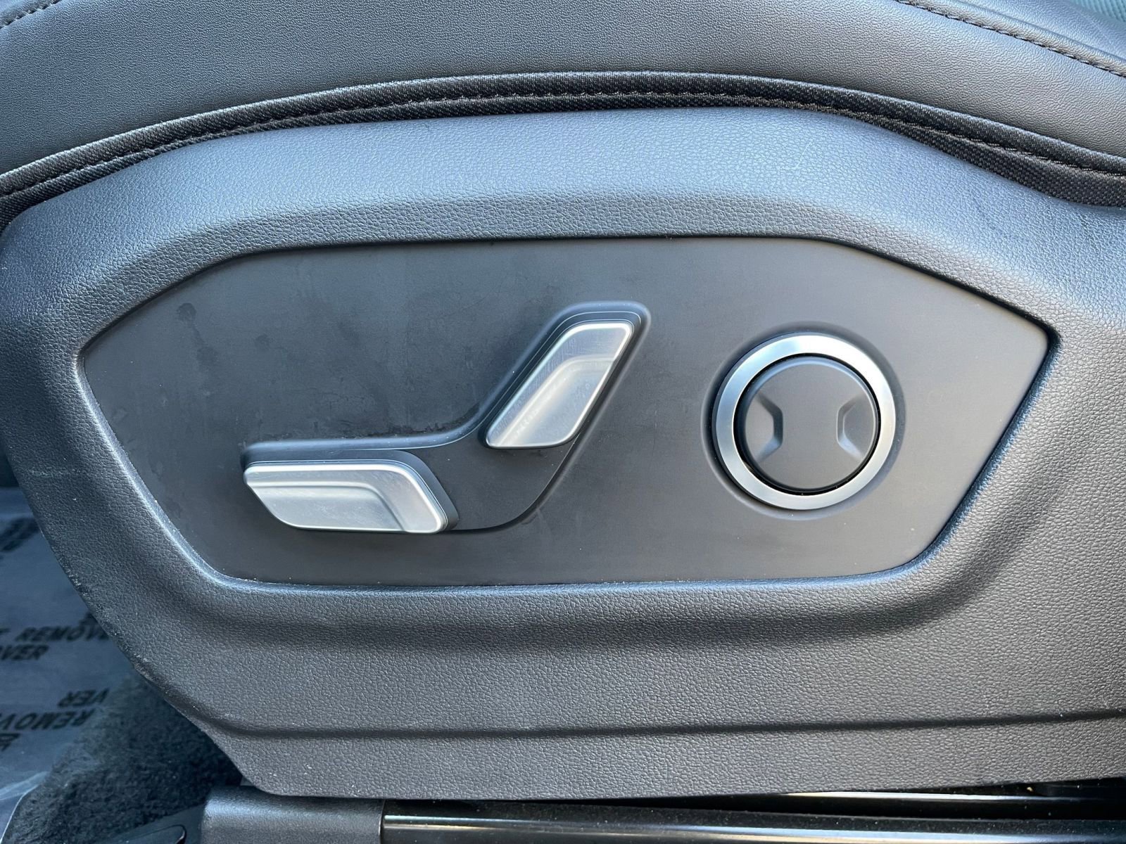 Used 2025 Hyundai Santa Fe SEL image 24