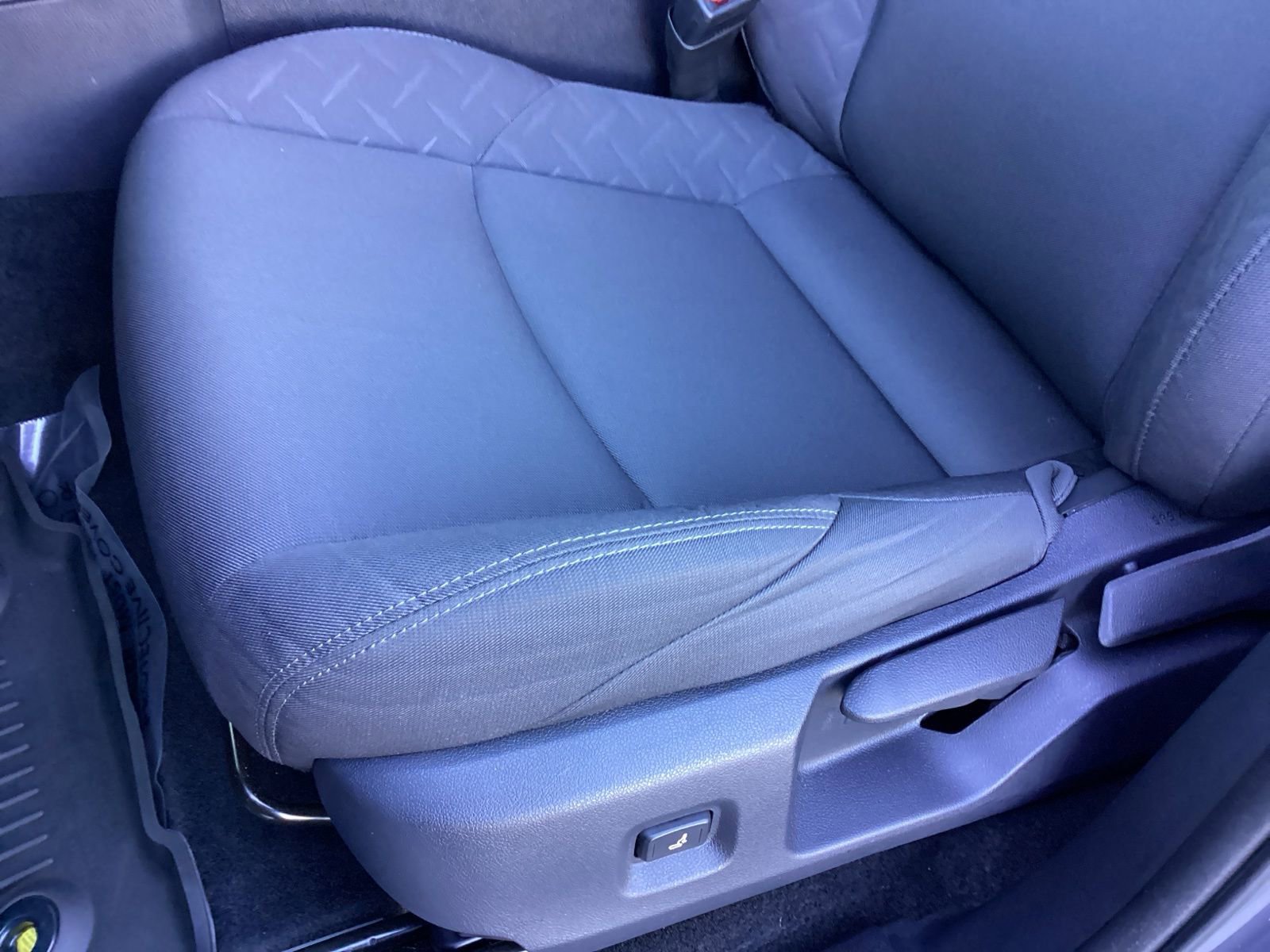 Used 2025 Toyota Tacoma SR5 image 13