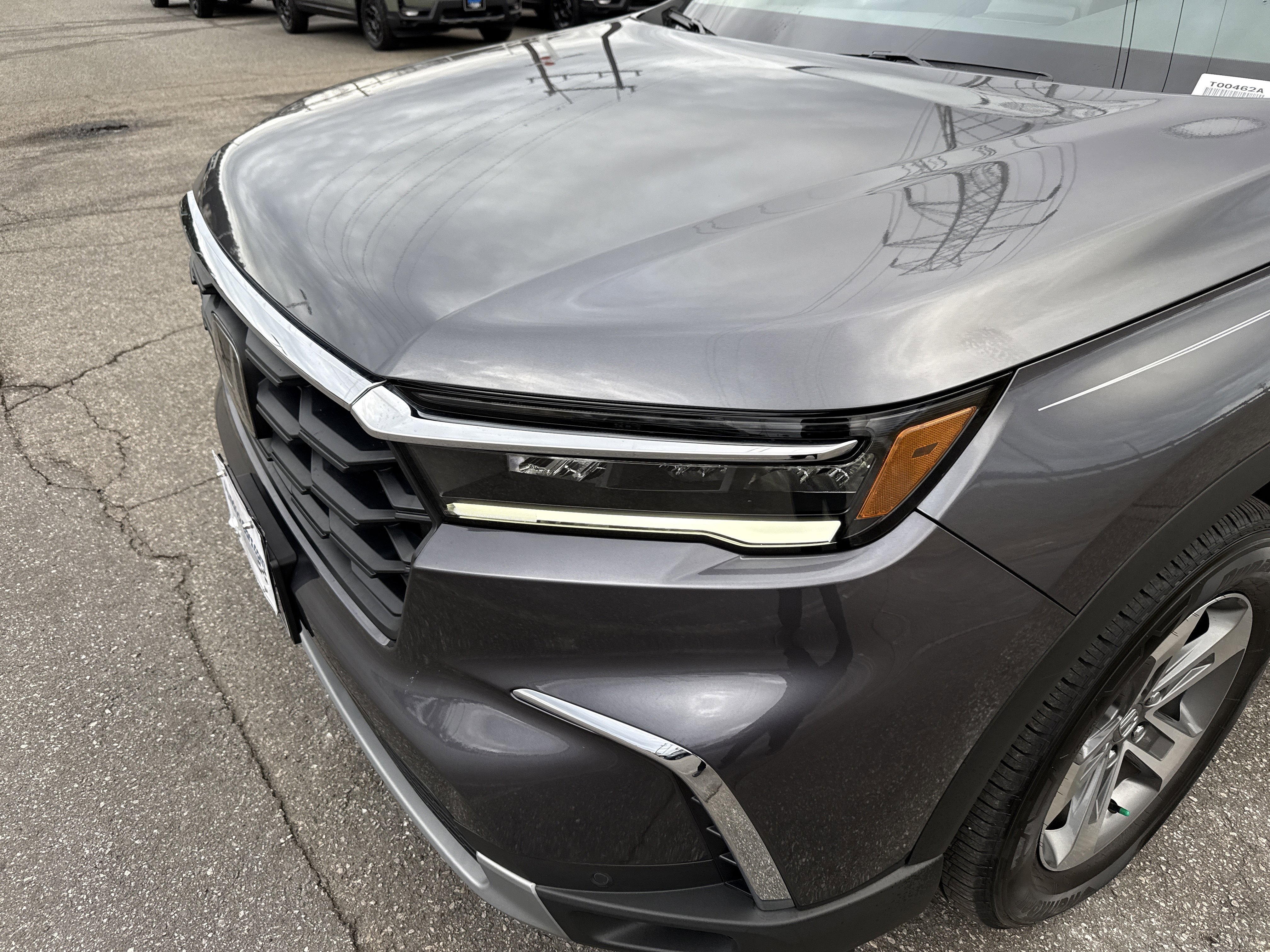 Used 2025 Honda Pilot EX-L image 6