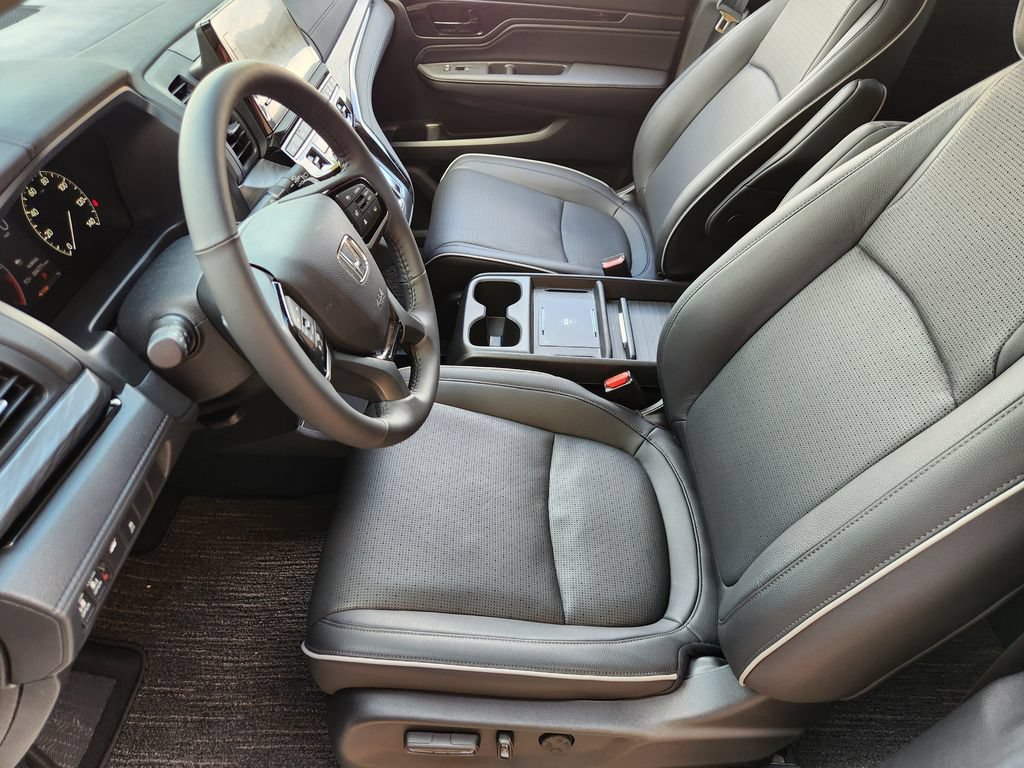 Used 2026 Honda Odyssey Elite image 15
