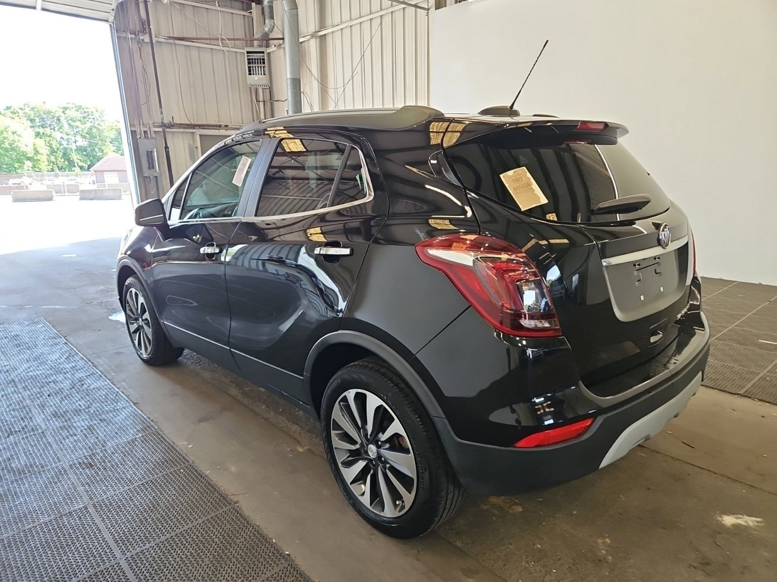 Used 2022 Buick Encore Preferred w/ Safety Package FWD image 8