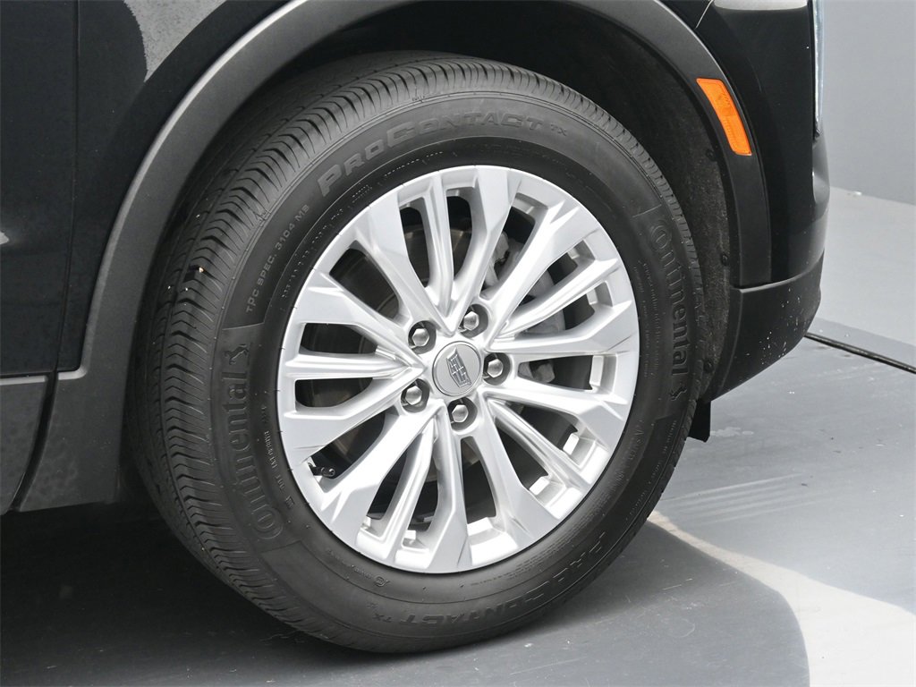 Certified 2024 Cadillac XT4 Luxury image 6