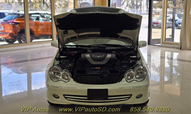Used 2007 Mercedes-Benz C 350 Sedan image 10