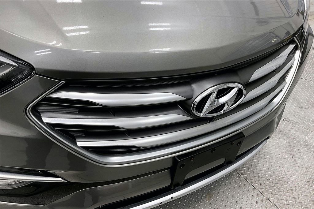 Used 2018 Hyundai Santa Fe Sport image 27