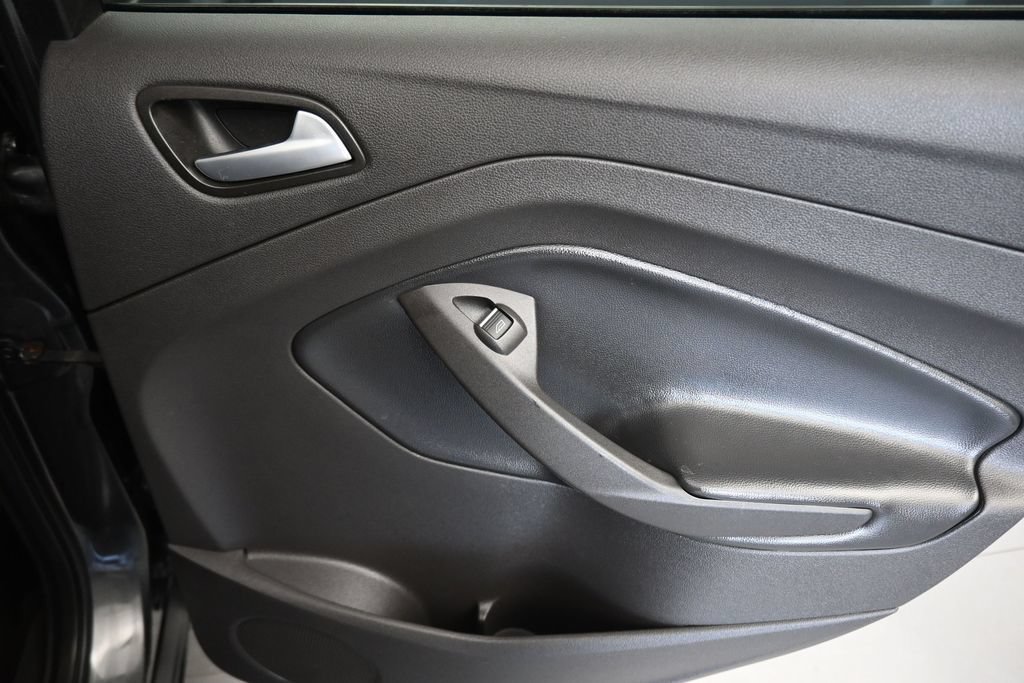 Used 2019 Ford Escape SEL AWD/4WD image 36