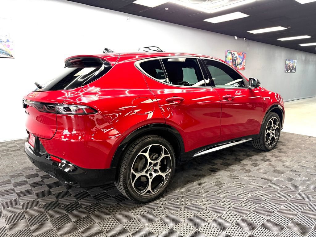 Used 2024 Alfa Romeo Tonale Ti AWD/4WD image 15