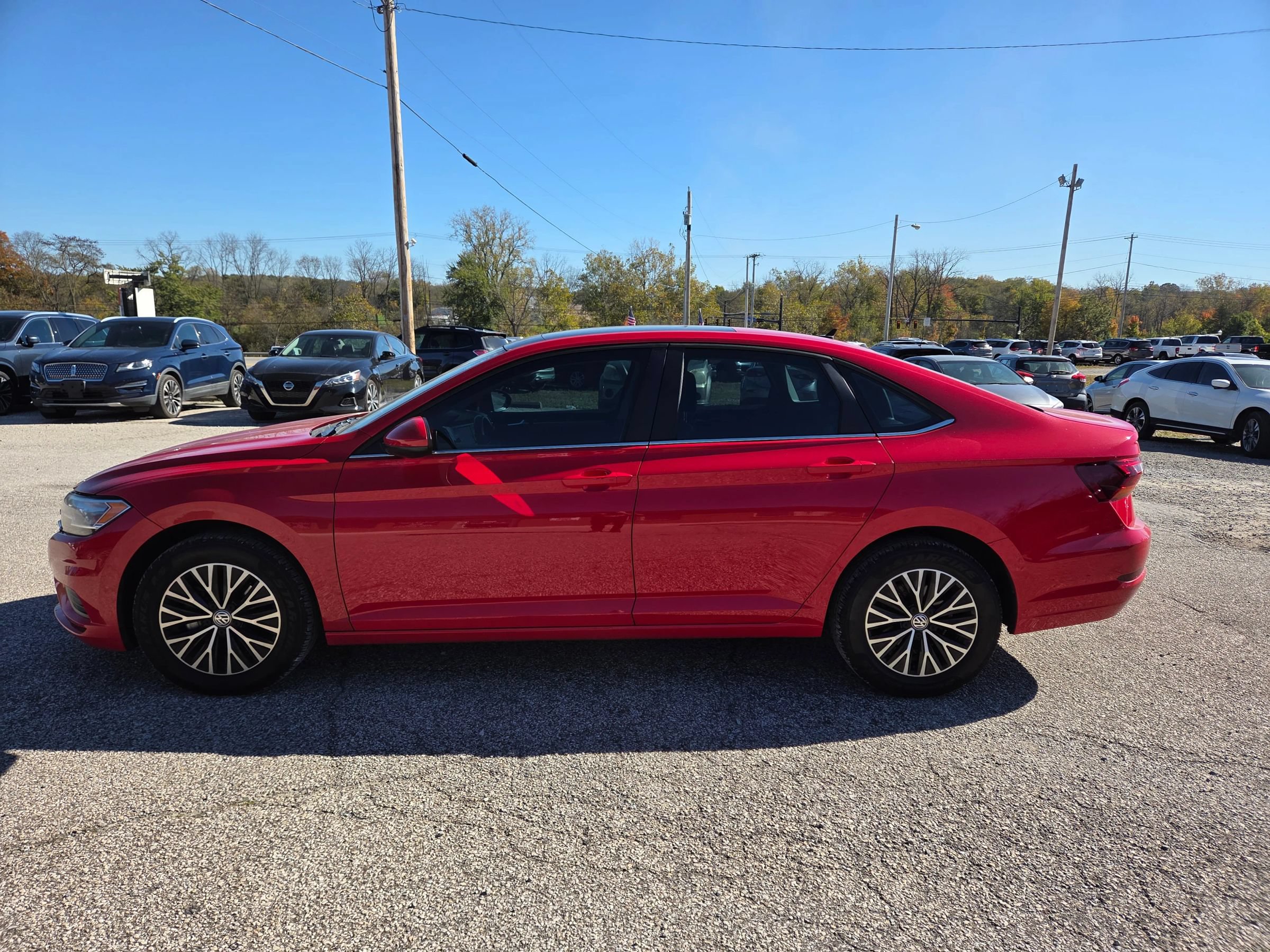 Used 2019 Volkswagen Jetta SE FWD image 1