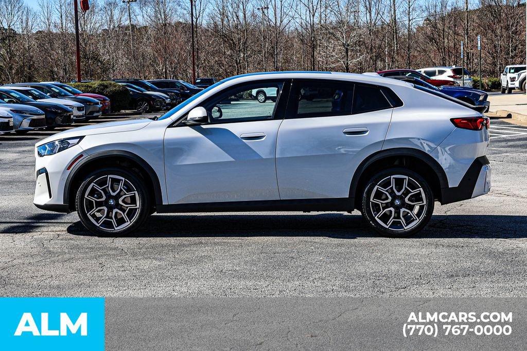 Used 2026 BMW X2 xDrive28i image 9