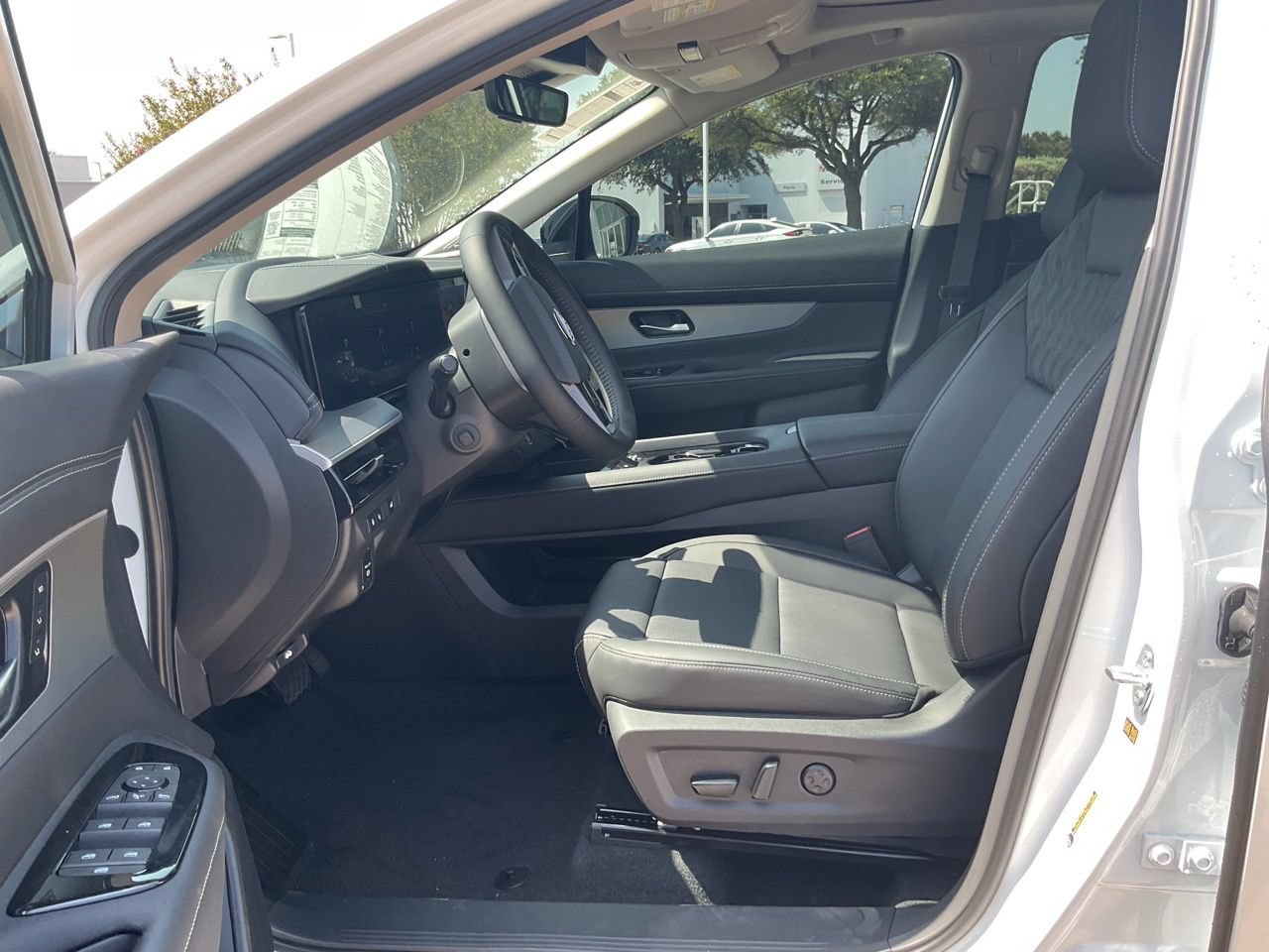 New 2026 Nissan Murano Platinum w/ Cargo Package AWD/4WD image 8