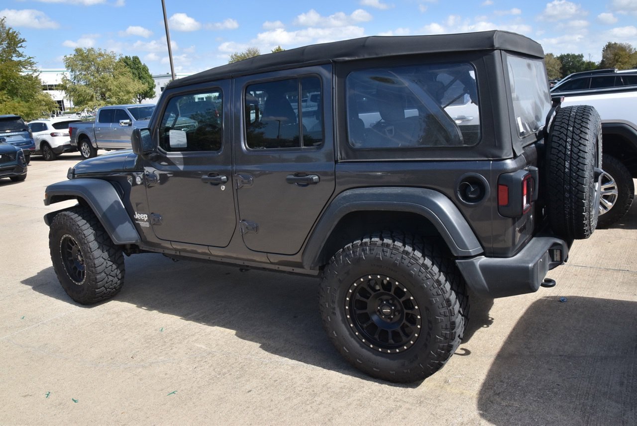Used 2018 Jeep Wrangler Unlimited Sport AWD/4WD image 6