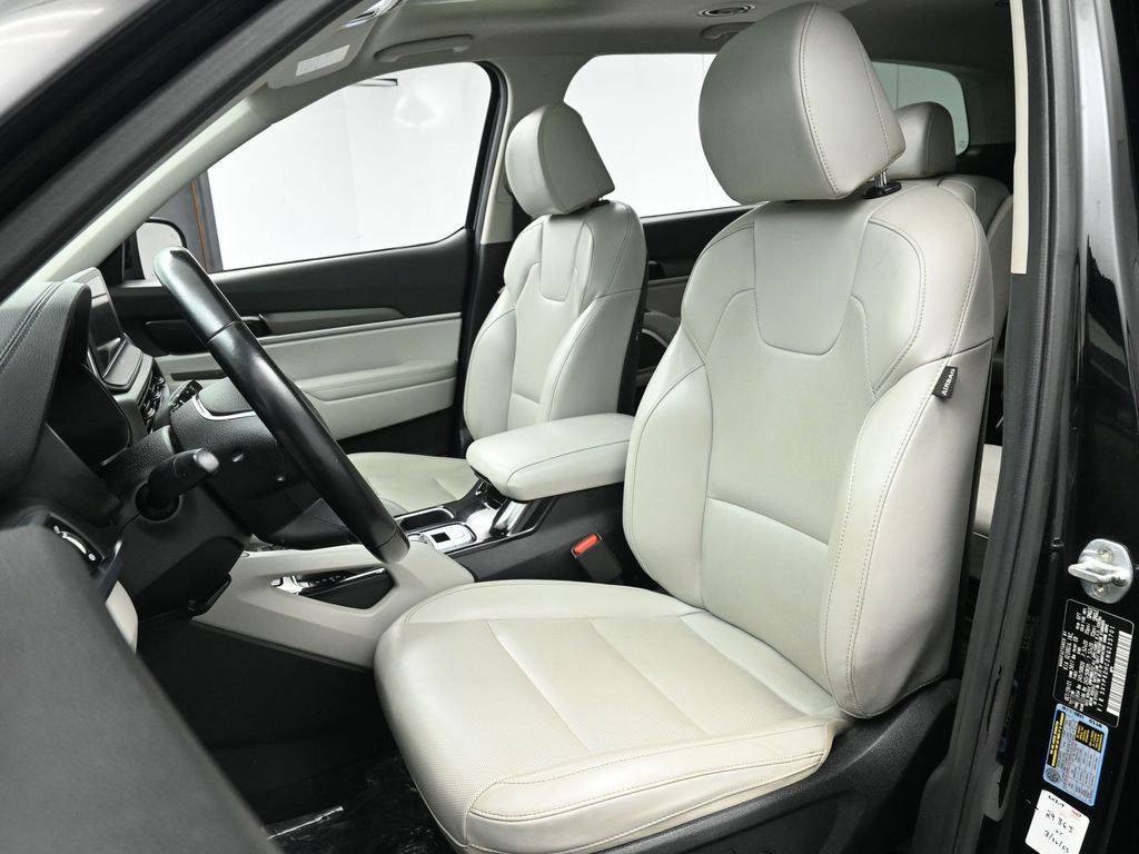 Used 2022 Kia Telluride S image 13