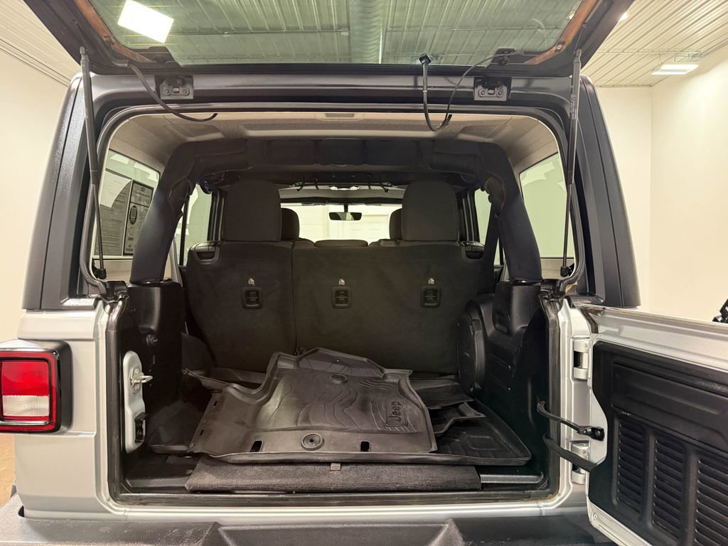 Used 2022 Jeep Wrangler Unlimited Sport image 73