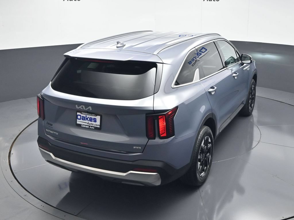 Certified 2025 Kia Sorento S AWD/4WD image 53