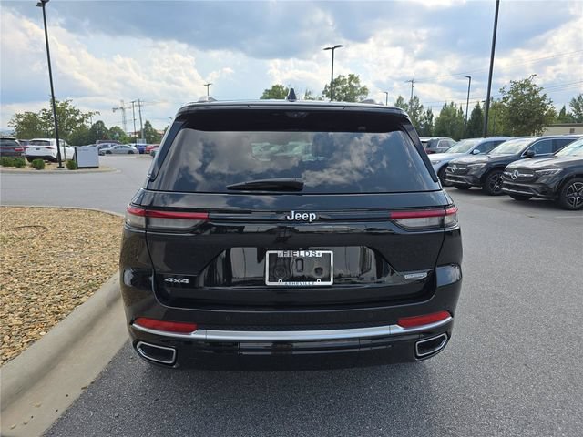 Used 2022 Jeep Grand Cherokee Summit AWD/4WD image 5