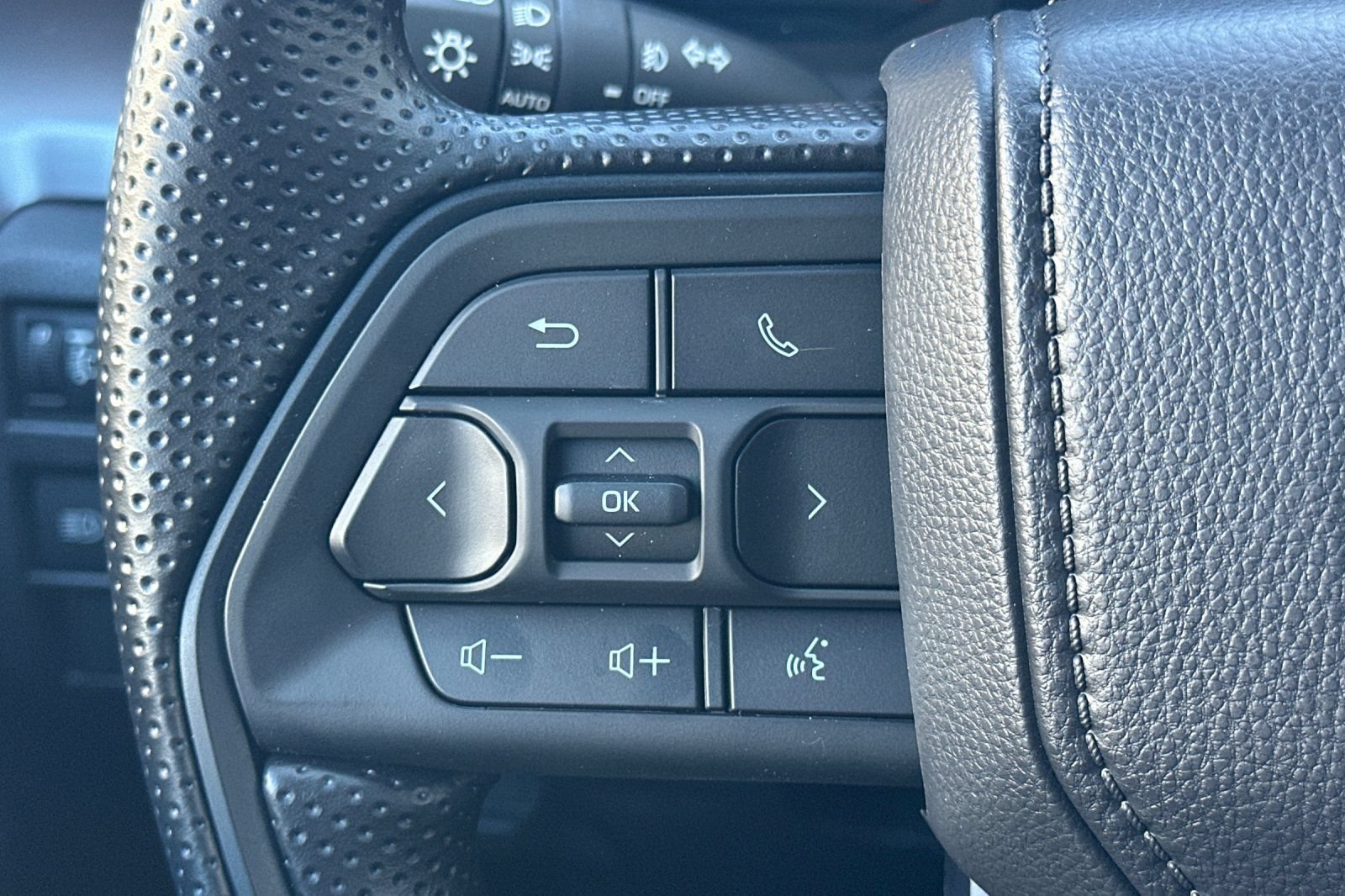 New 2026 Toyota Tacoma SR5 AWD/4WD image 25
