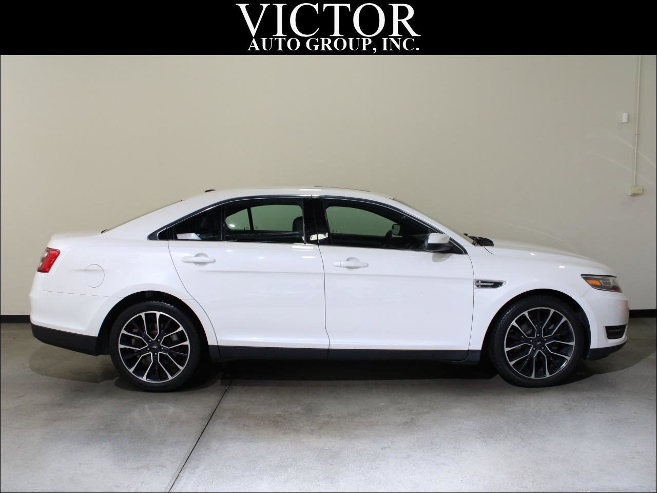 Used 2019 Ford Taurus SEL w/ Equipment Group 201A image 8