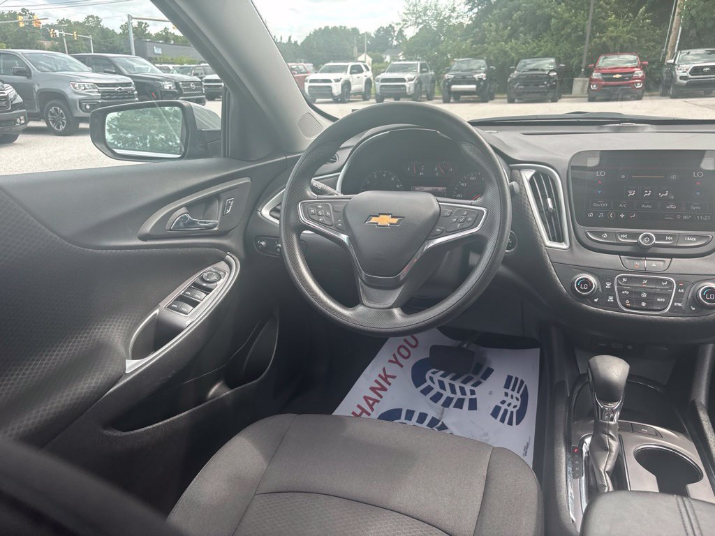 Used 2024 Chevrolet Malibu LT FWD image 20