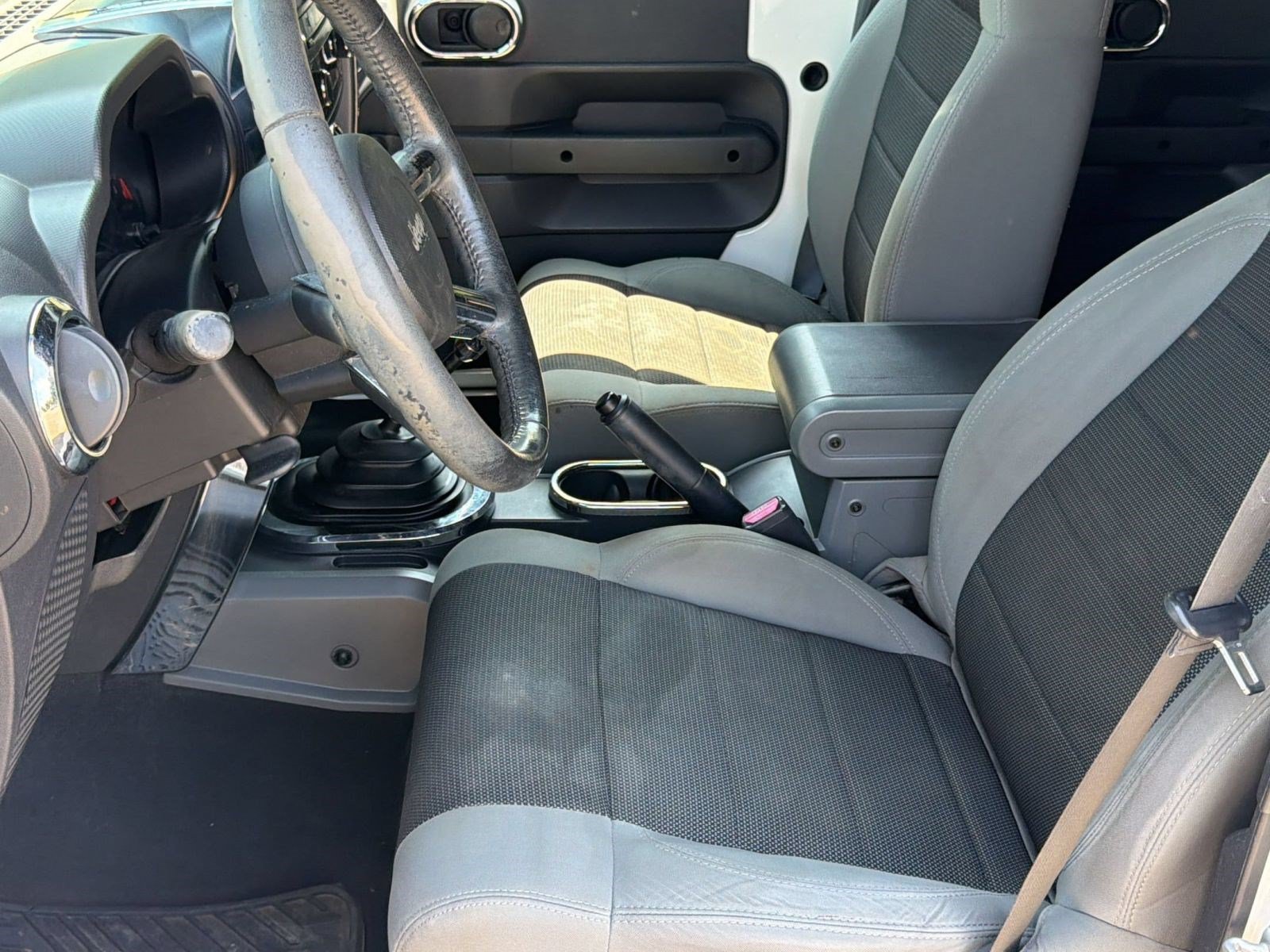 Used 2007 Jeep Wrangler Unlimited X RWD image 5