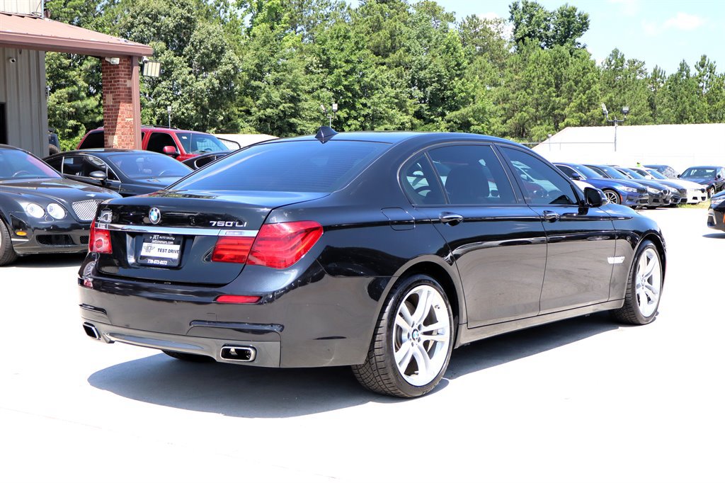 Used 2014 BMW 750Li xDrive AWD/4WD image 7