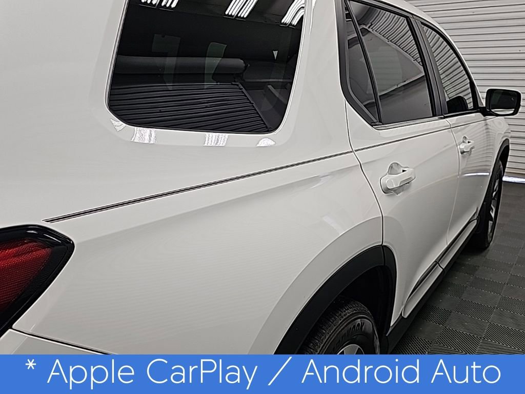 Used 2025 Honda Pilot EX-L image 10
