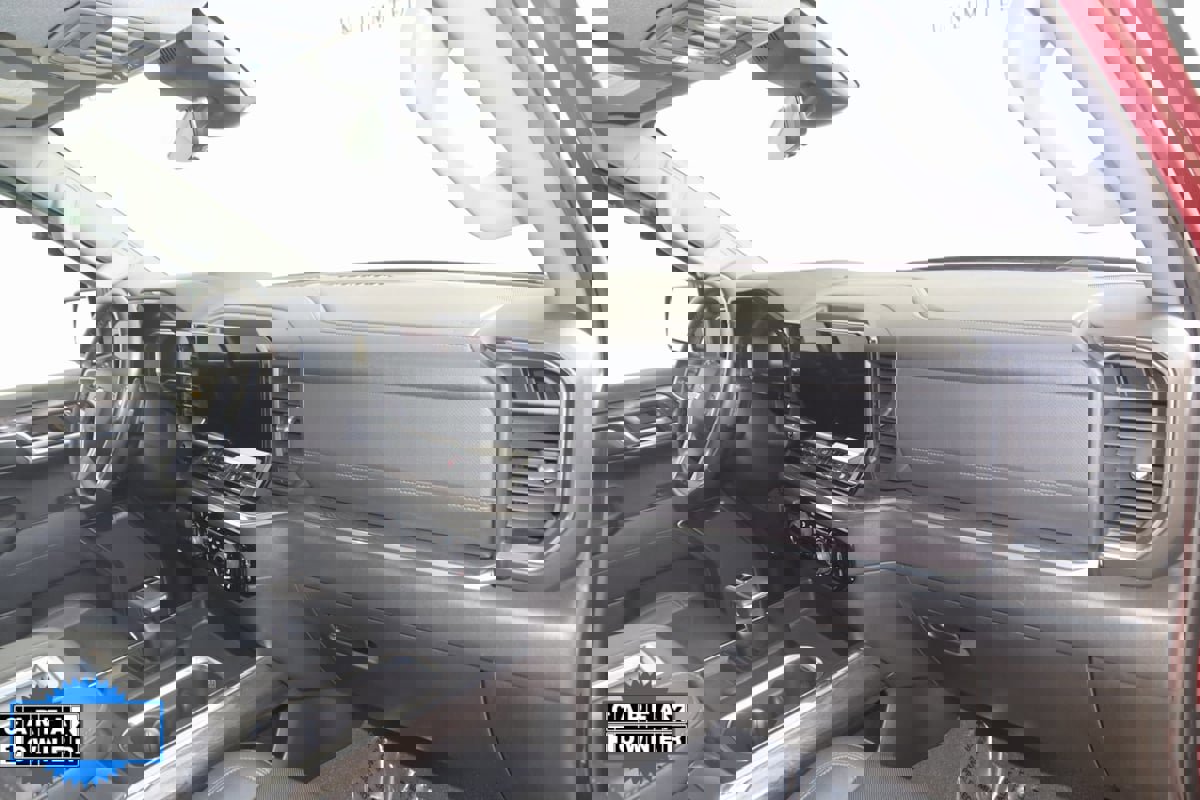 Used 2022 Chevrolet Silverado 1500 LTZ w/ LTZ Premium Package image 44