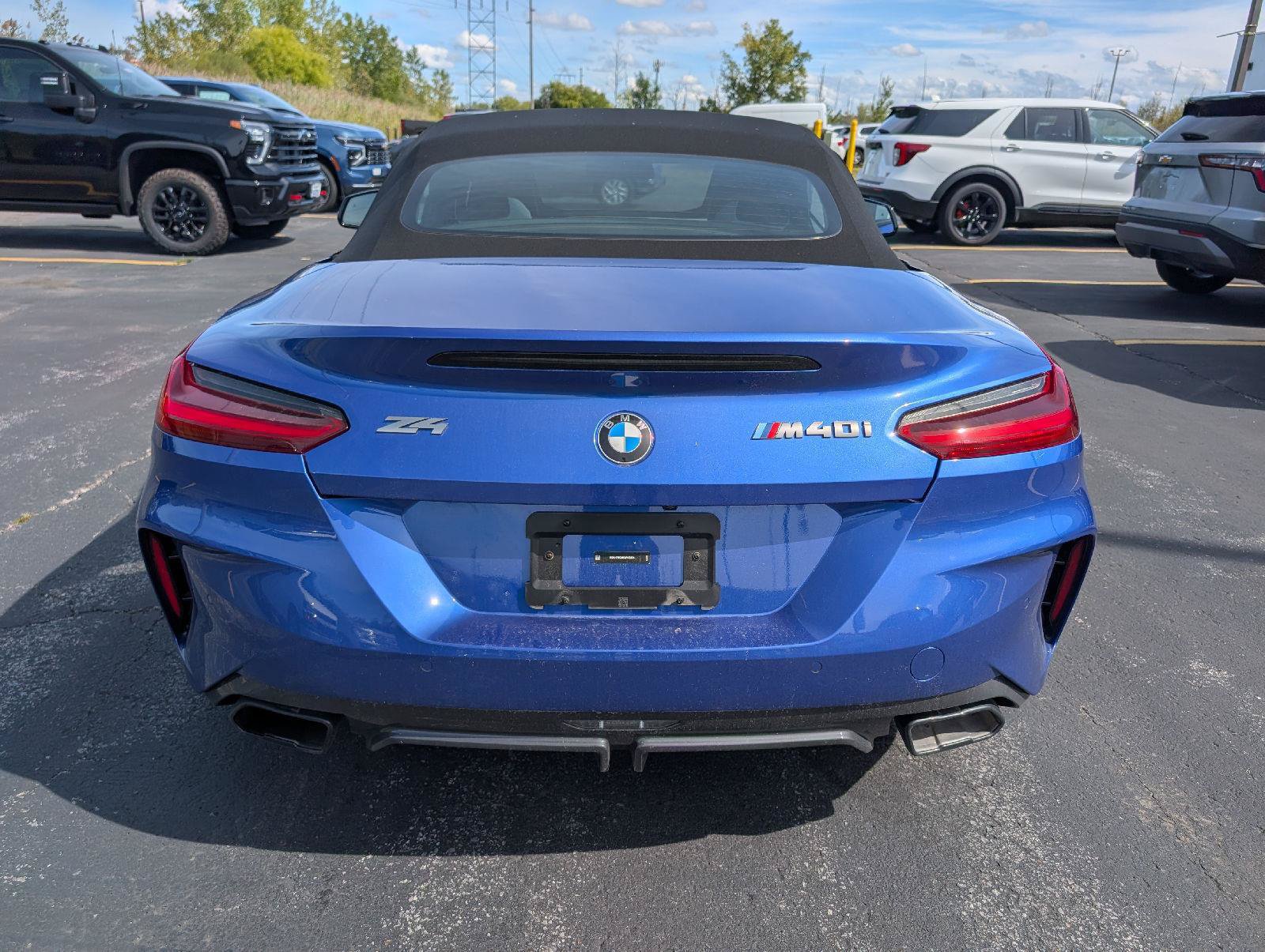 Used 2025 BMW Z4 M40i w/ Premium Package RWD image 8