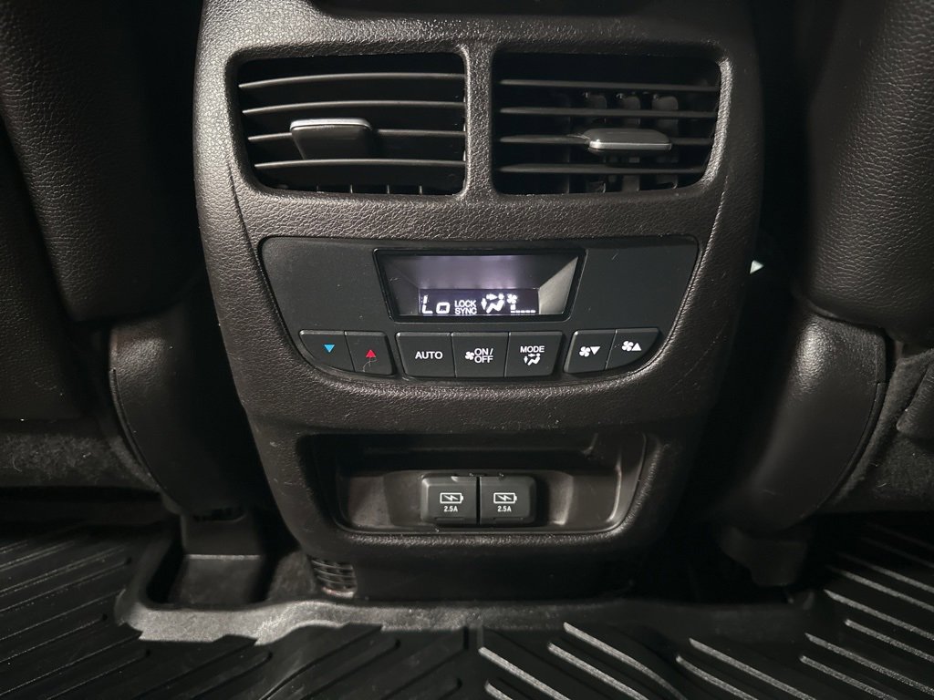 Used 2017 Acura MDX SH-AWD image 32