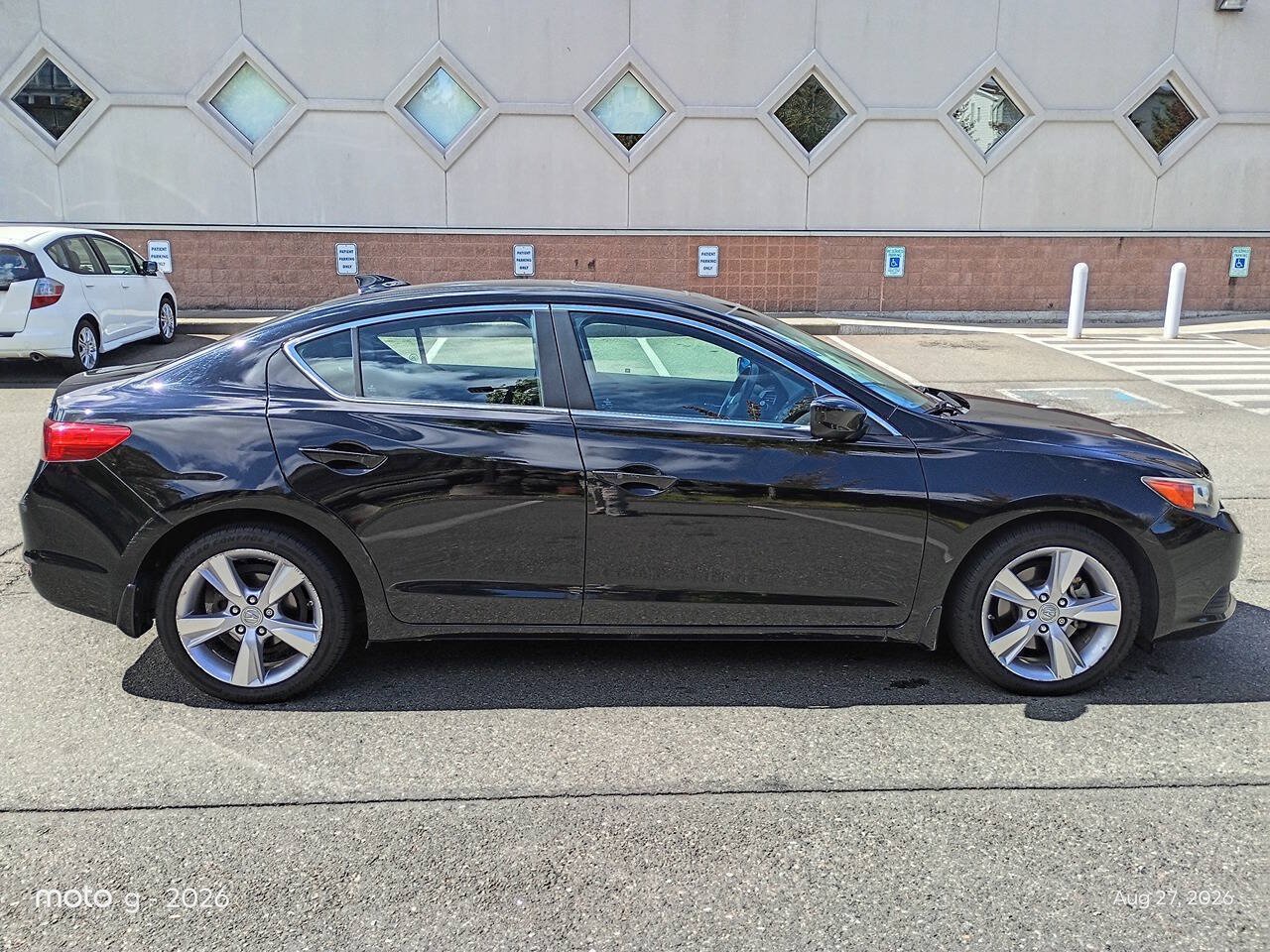 Used 2014 Acura ILX w/ Premium Package FWD image 9