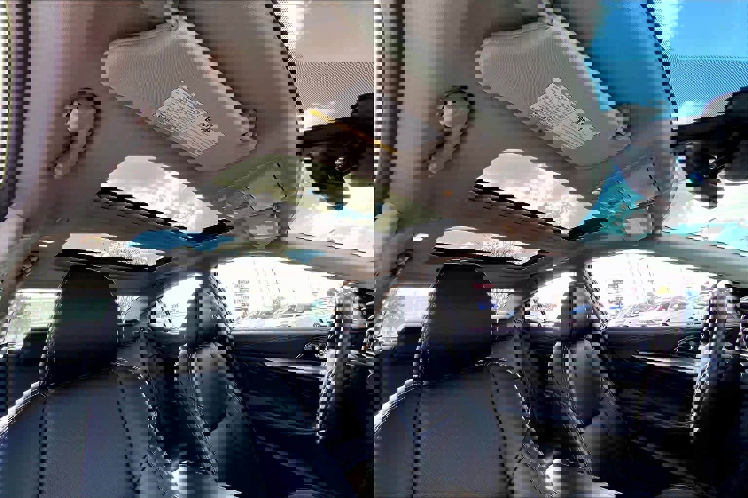 Used 2023 Nissan Maxima SL image 14