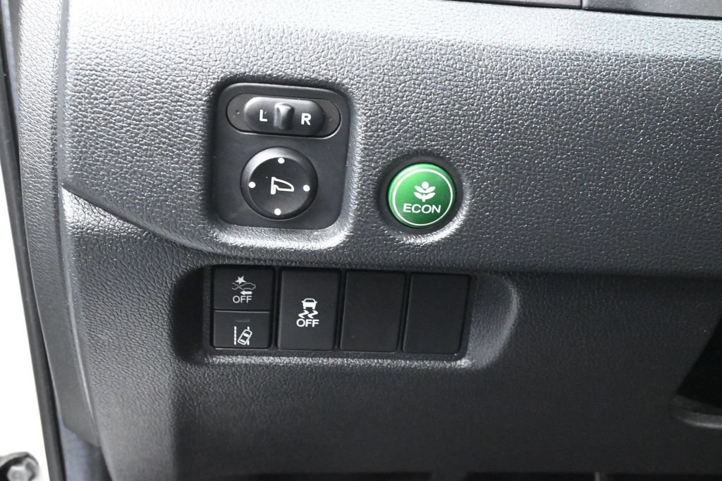 Used 2022 Honda Pilot Sport image 16