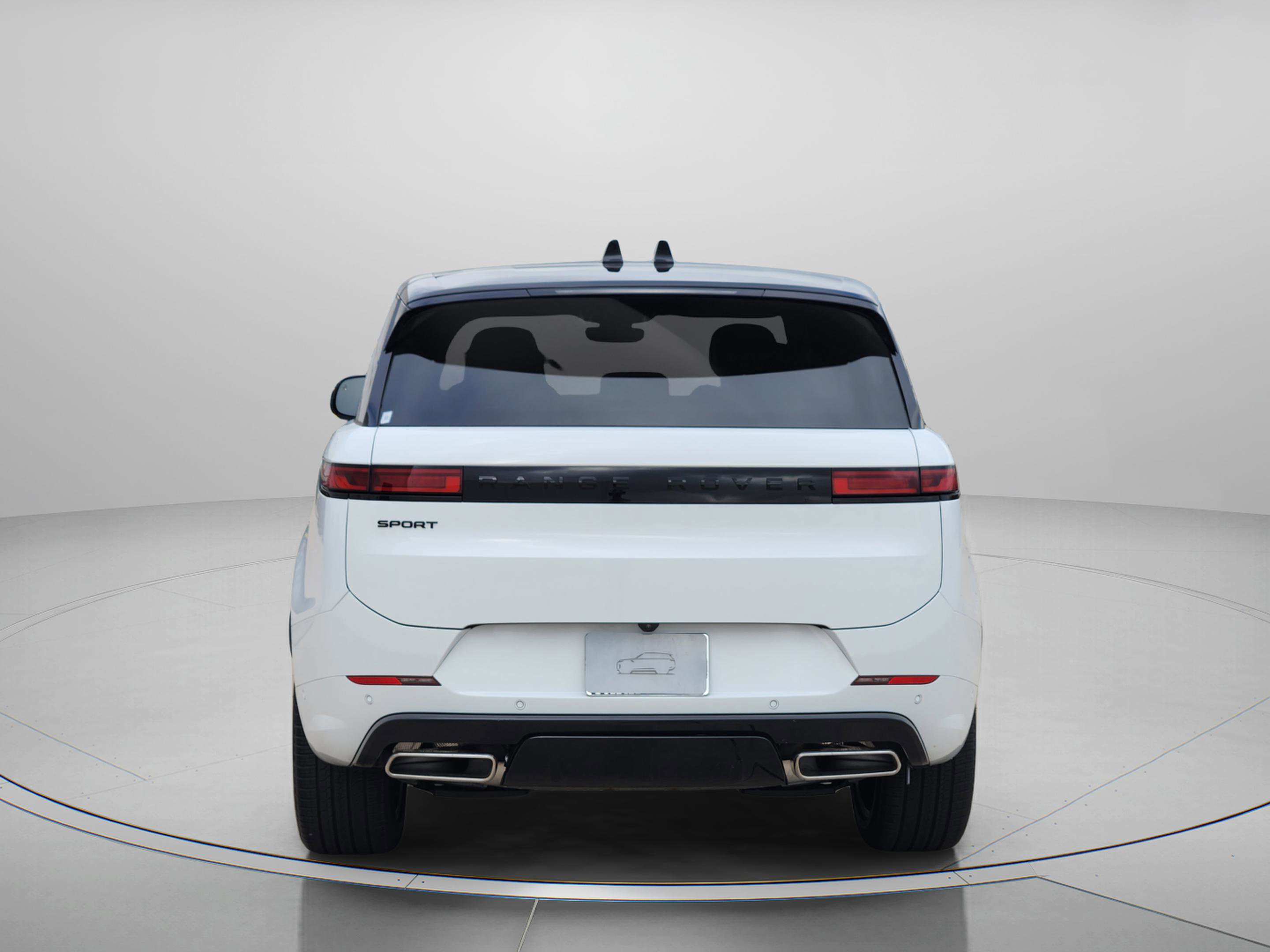 New 2026 Land Rover Range Rover Sport Dynamic SE AWD/4WD image 4