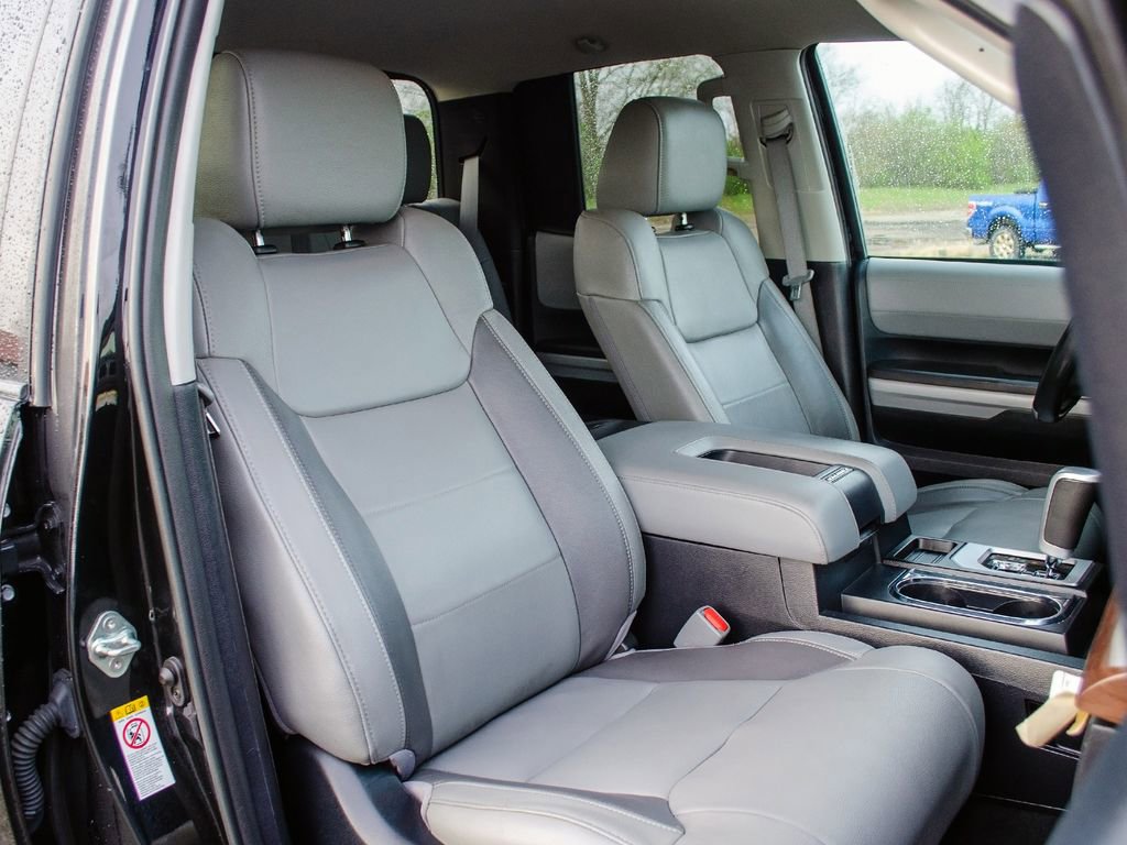 Used 2019 Toyota Tundra Limited w/ Limited Premium Package AWD/4WD image 36