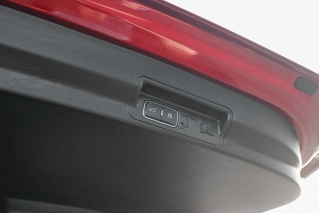 Certified 2023 Ford Explorer XLT w/ Equipment Group 202A image 17