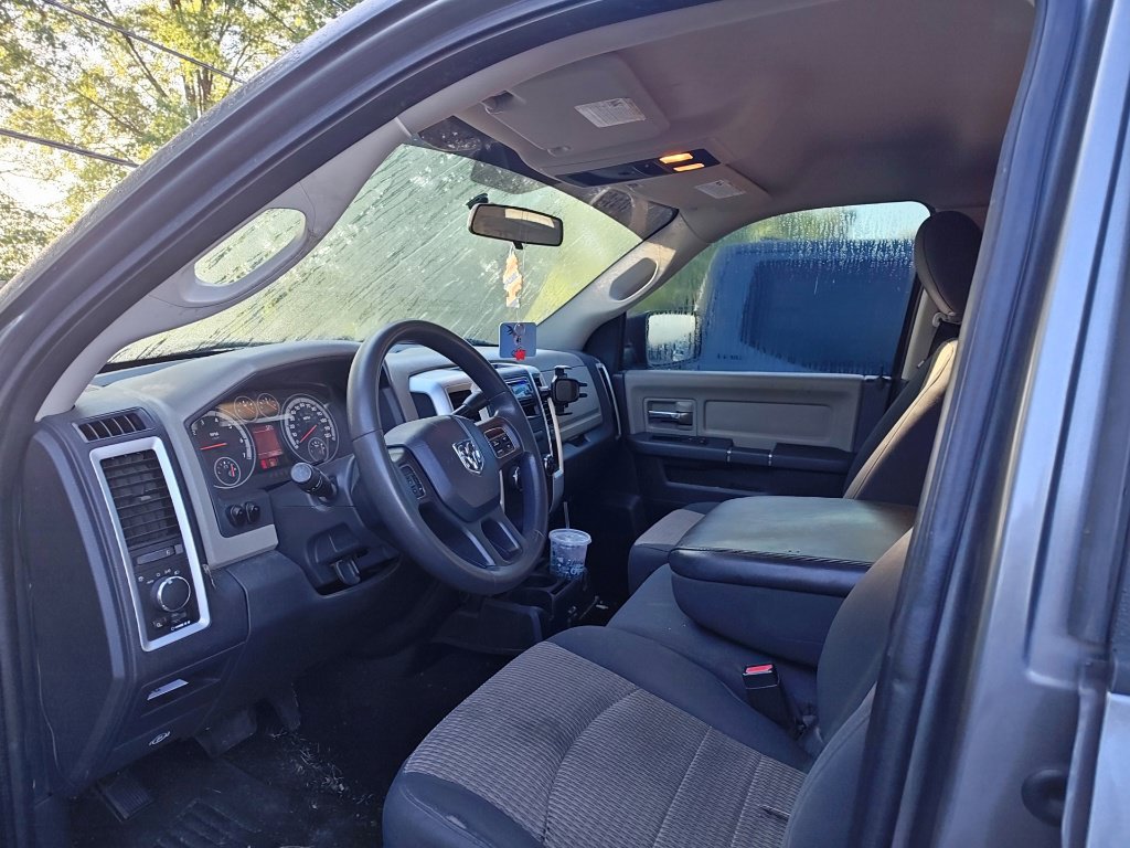 Used 2012 RAM 1500 Classic SLT AWD/4WD image 10