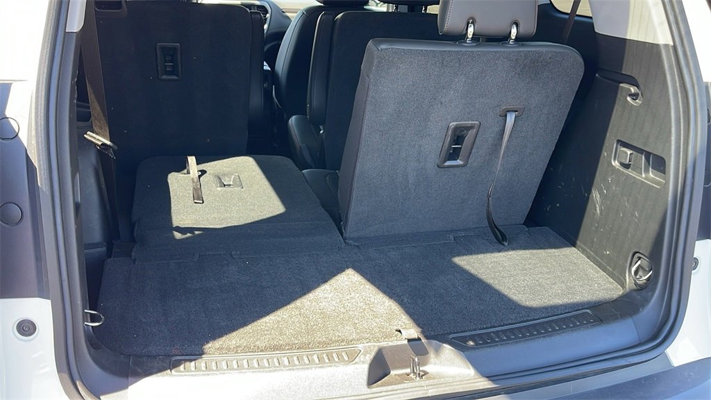 Used 2023 GMC Acadia AT4 w/ Technology Package image 27