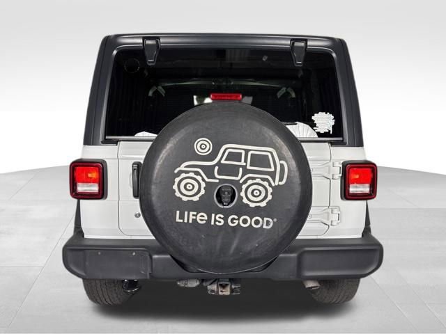 Used 2019 Jeep Wrangler Sport S AWD/4WD image 8