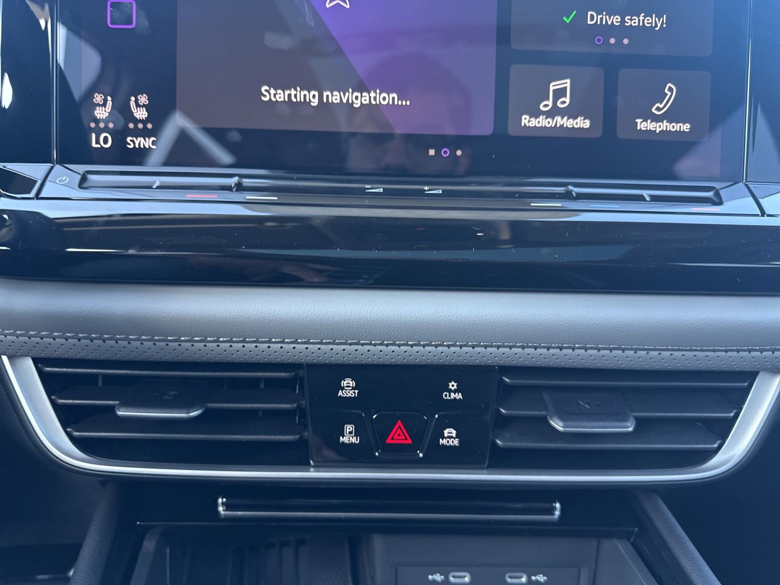 New 2026 Volkswagen Atlas Peak Edition image 26