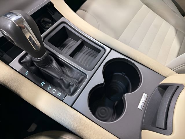 Used 2017 Ford Taurus SE image 22