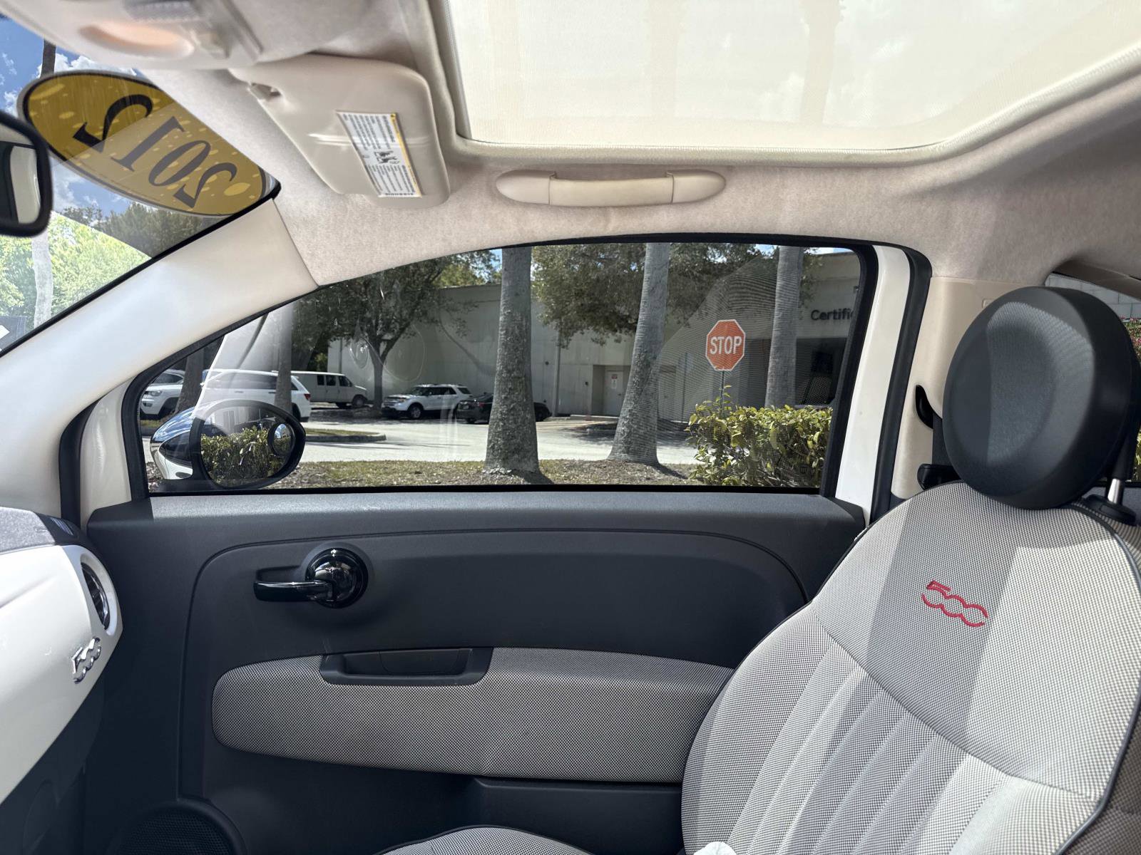 Used 2012 FIAT 500 Lounge w/ Convenience Group FWD image 17