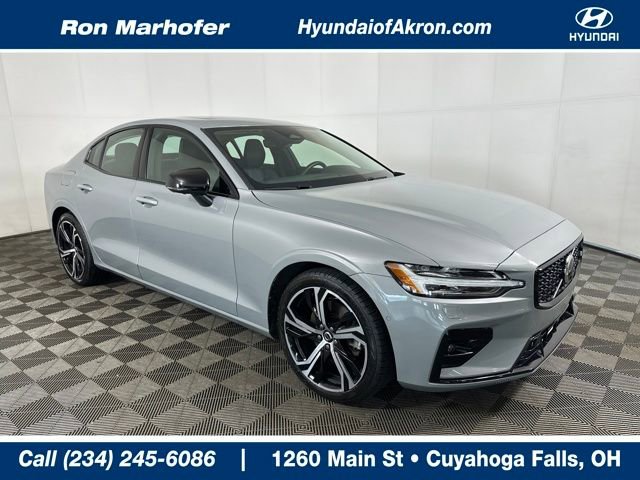 Used 2024 Volvo S60 B5 Plus image 1