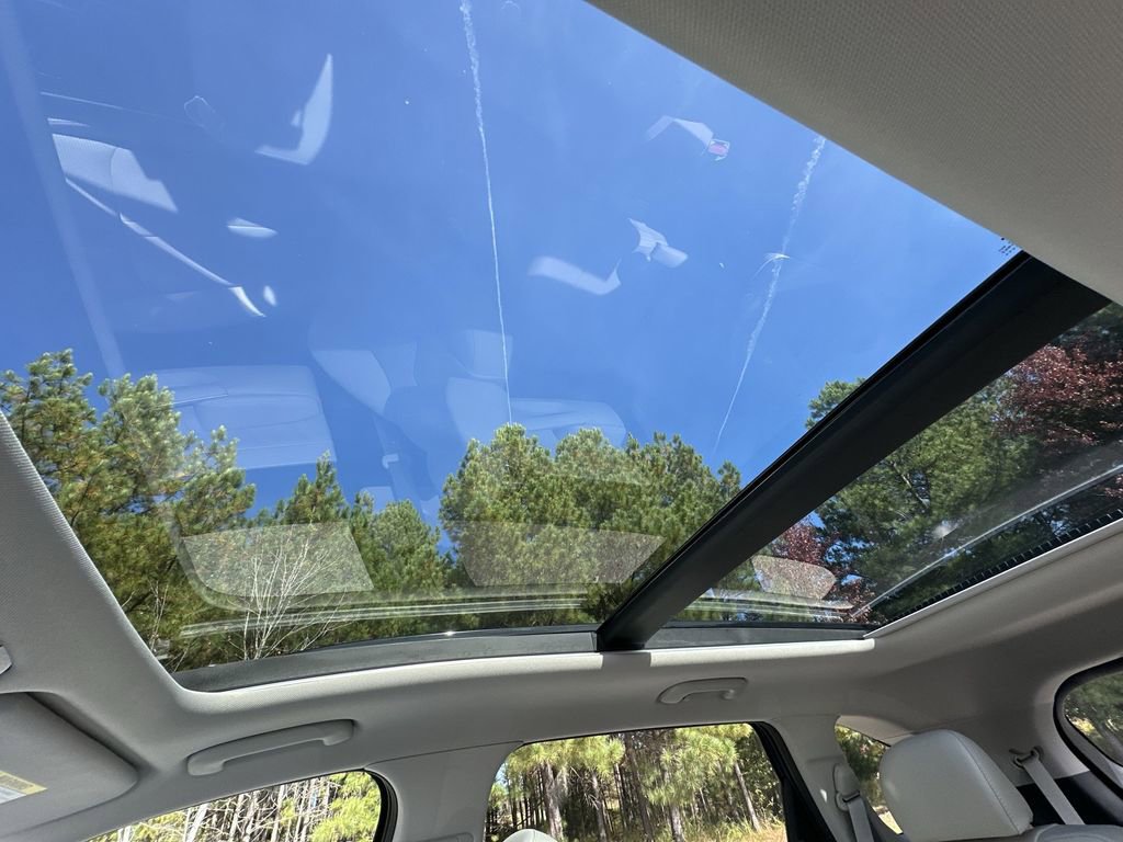 New 2025 Kia Sorento SX image 16