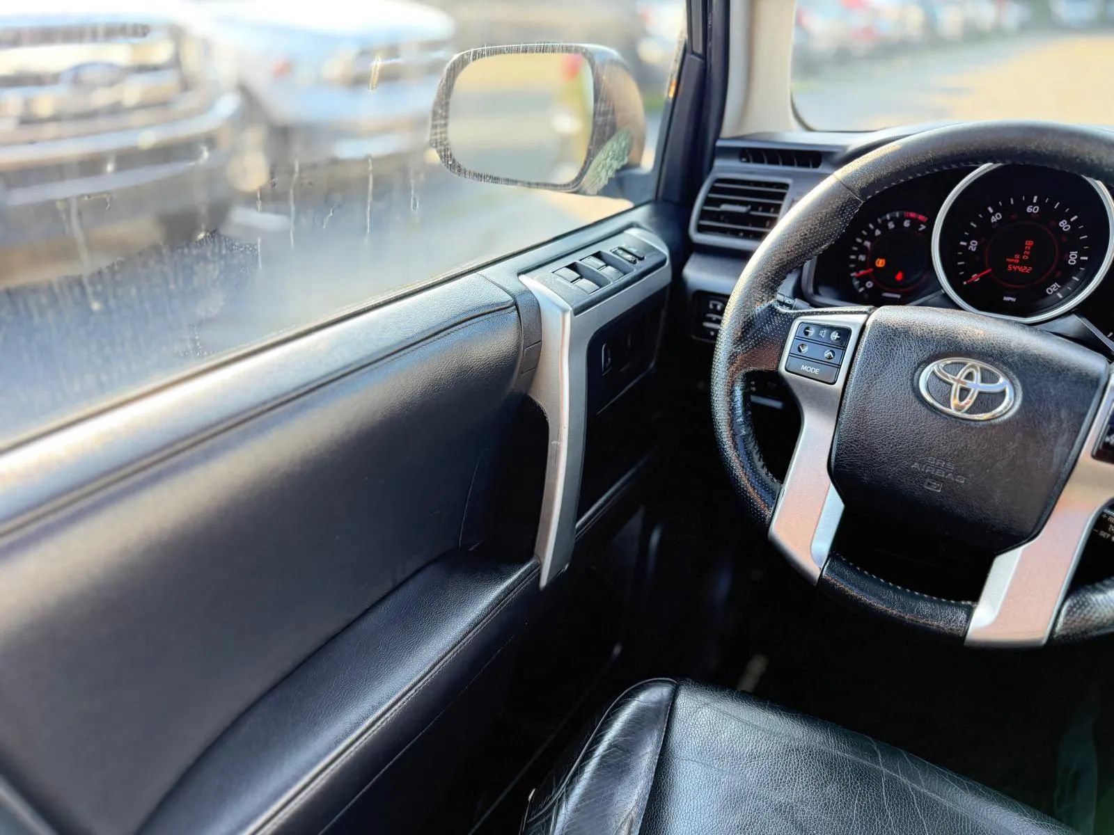 Used 2011 Toyota 4Runner Limited AWD/4WD image 22