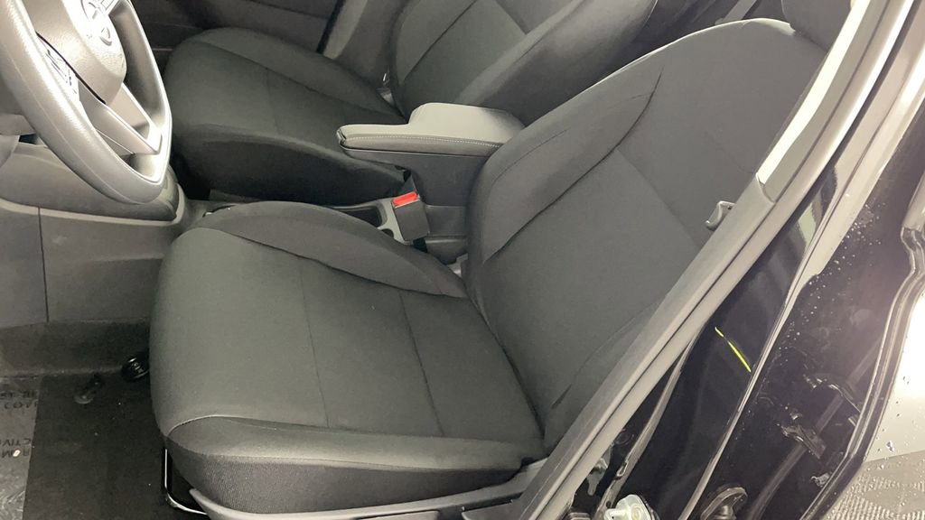 New 2025 Nissan Kicks Play S image 12